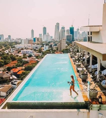 Rooftop infinity pool overlooking the Colombo skyline at Jetwing Colombo Seven.