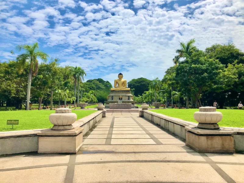 Viharamahadevi Park