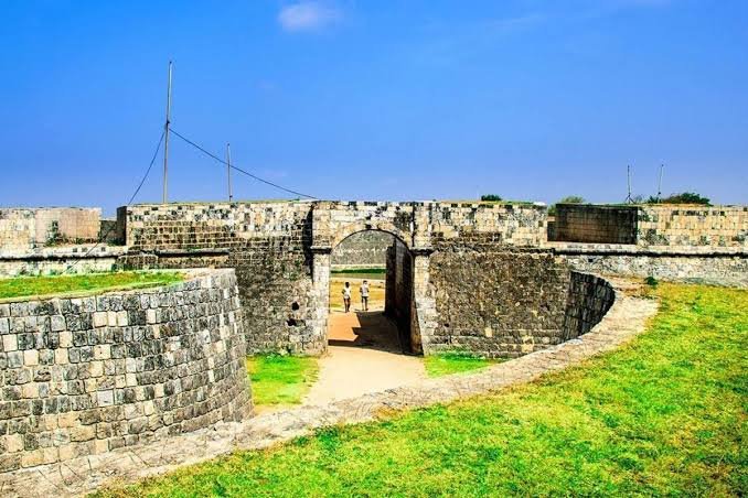 Stone entrance and defensive walls of the historic Jaffna Fort.