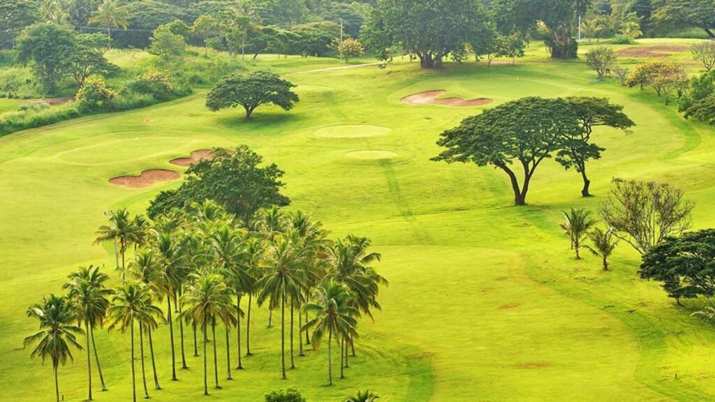Scenic 9-hole golf course in Kandy, Sri Lanka
