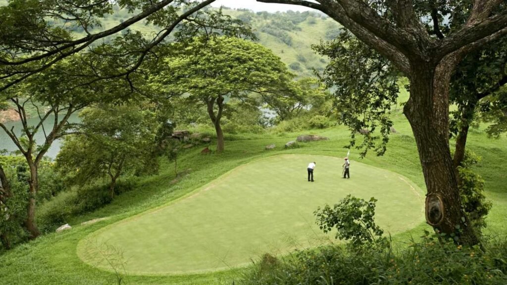 Scenic 9-hole golf course in Kandy, Sri Lanka