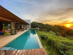 Infinity pool overlooking tropical greenery at Villa Vista Sri Lanka